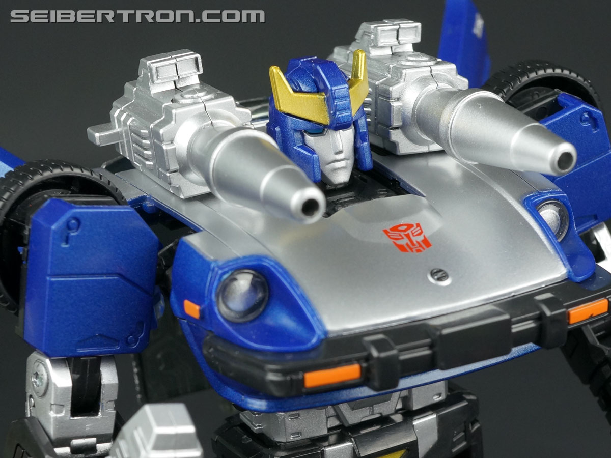 Transformers Masterpiece Bluestreak (Image #84 of 161)
