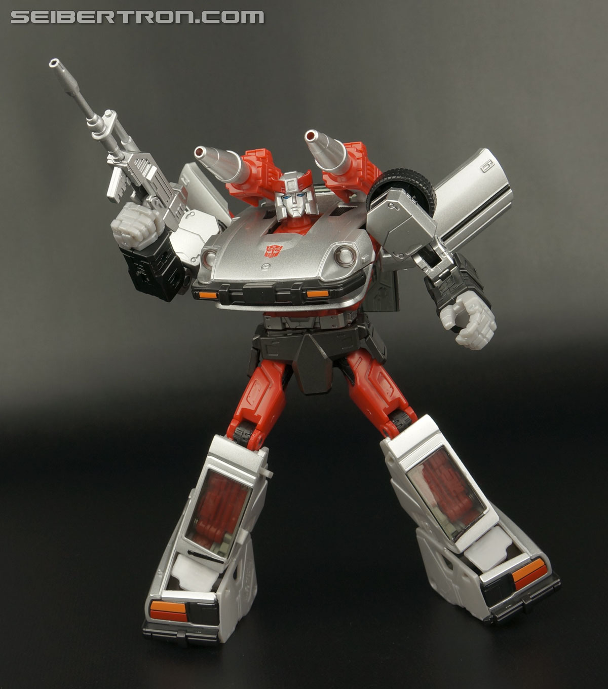 transformers masterpiece silverstreak