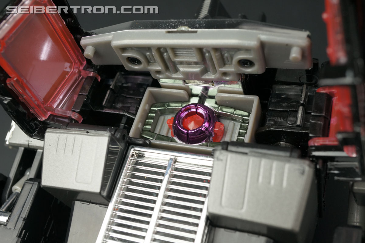 Transformers Masterpiece Optimus Prime Black Version (Convoy Black Ver.) (Image #171 of 173)
