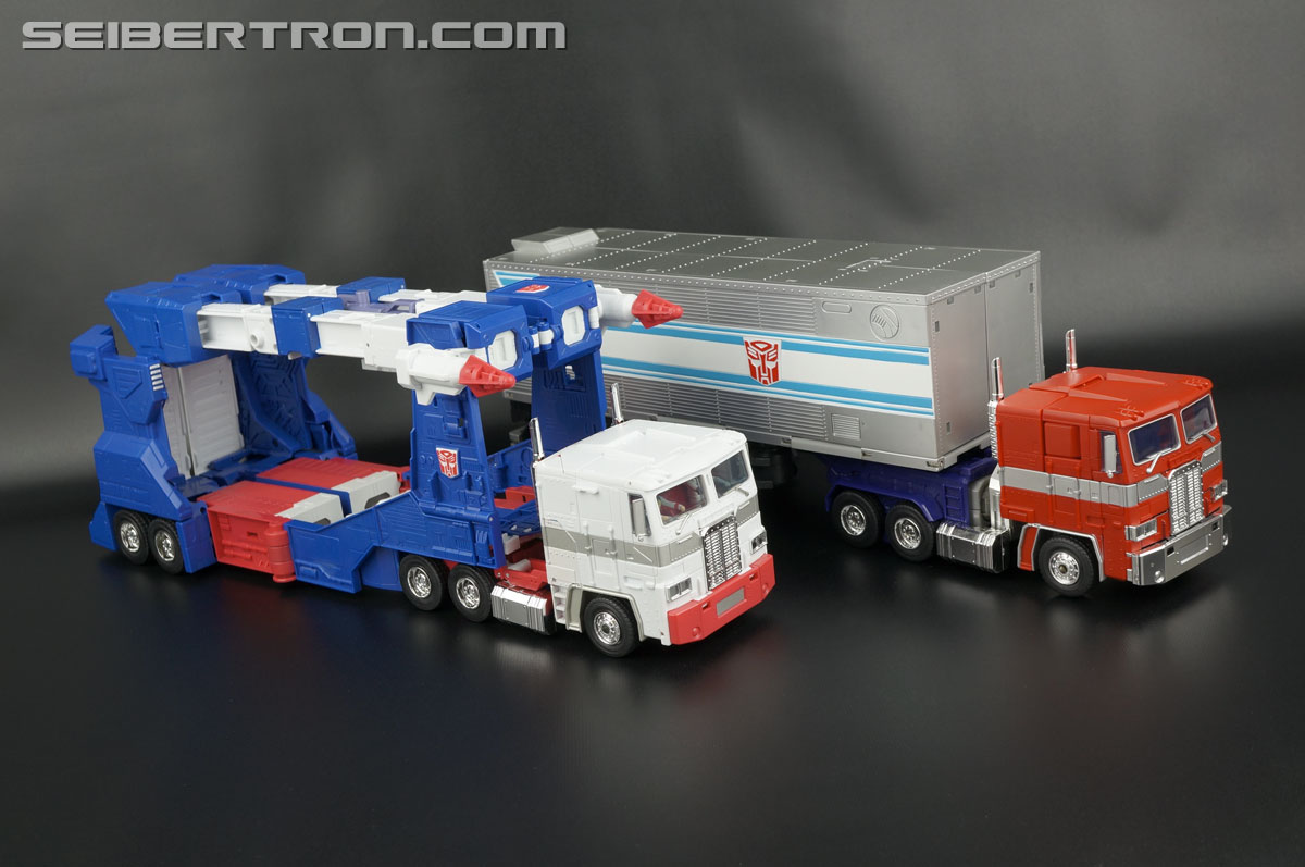 Transformers Masterpiece Ultra Magnus (Image #75 of 377)