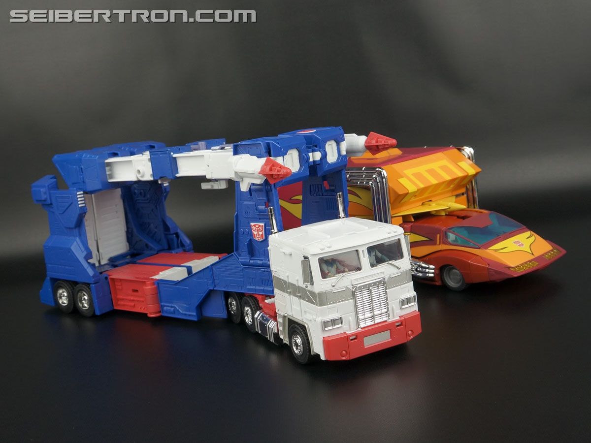 Transformers Masterpiece Ultra Magnus (Image #98 of 377)