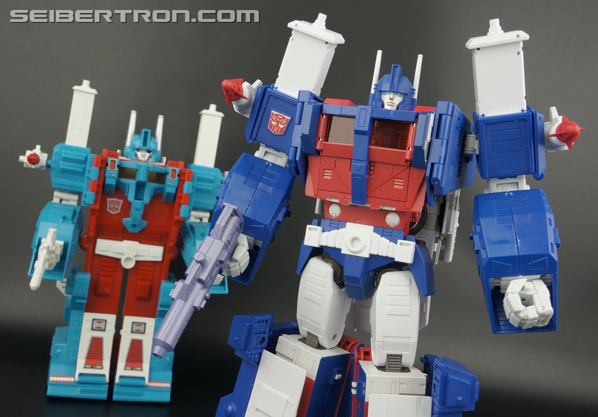 Transformers Masterpiece Ultra Magnus (Image #247 of 377)