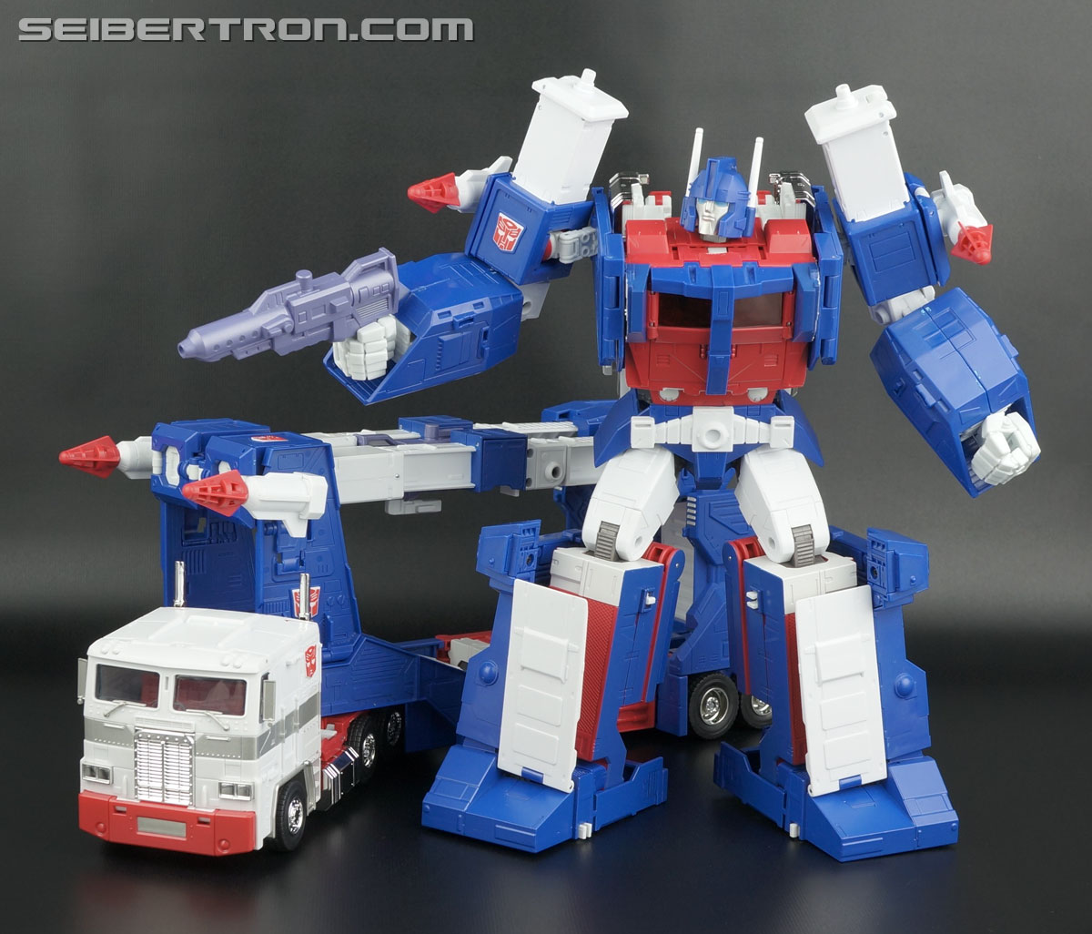 Transformers Masterpiece Ultra Magnus Toy Gallery (Image #350 of 377)