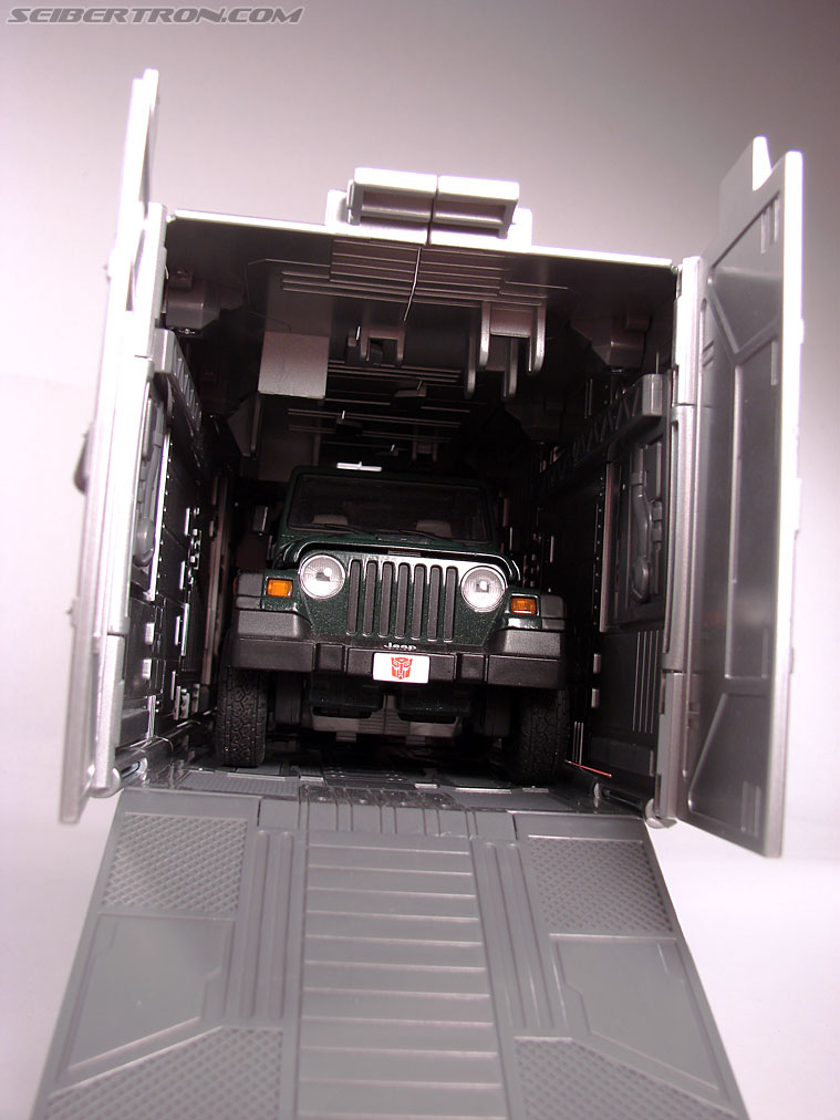 Transformers Masterpiece Optimus Prime (MP-04) (Convoy (MP-04)) (Image #64 of 263)