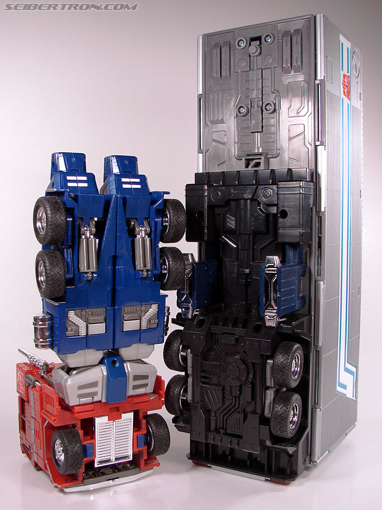 Transformers Masterpiece Optimus Prime (MP-04) (Convoy (MP-04)) (Image #79 of 263)