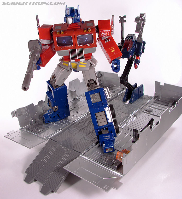Transformers Masterpiece Optimus Prime (MP-04) (Convoy (MP-04)) (Image #198 of 263)