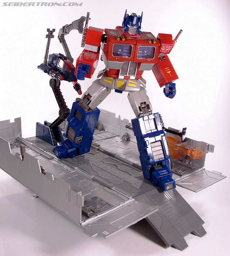 Transformers Masterpiece Optimus Prime (MP-04) (Convoy (MP-04)) (Image #211 of 263)