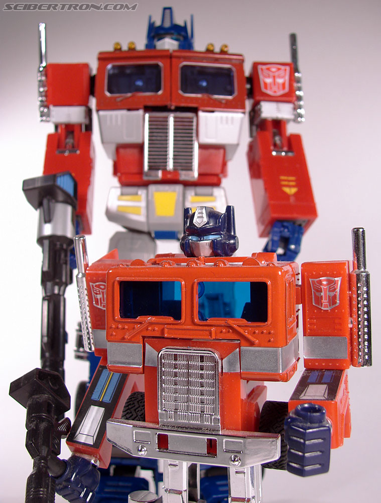 Transformers Masterpiece Optimus Prime (MP-04) (Convoy (MP-04)) (Image #232 of 263)