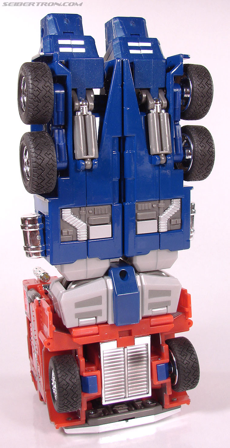 Transformers Masterpiece Optimus Prime (20th Anniversary) (Convoy) (Image #51 of 179)