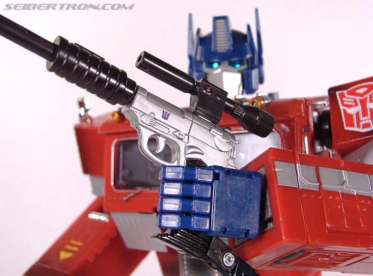 Transformers Masterpiece Optimus Prime (20th Anniversary) (Convoy) (Image #149 of 179)