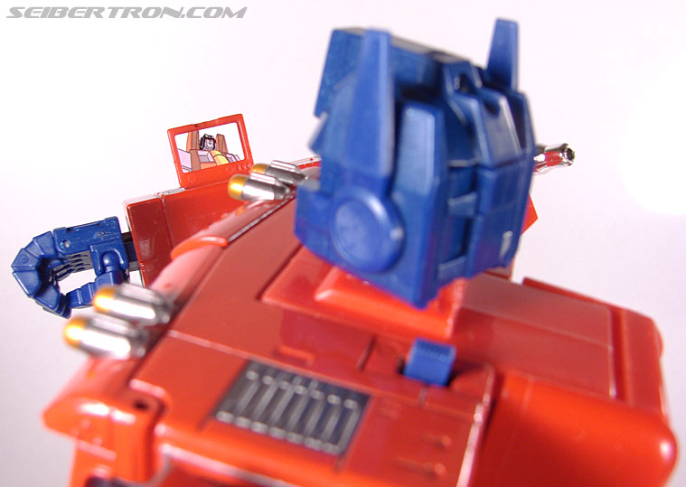 Transformers Masterpiece Optimus Prime (20th Anniversary) (Convoy) (Image #160 of 179)