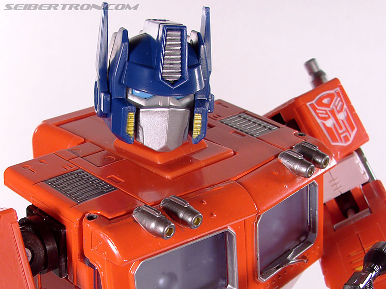 Transformers Masterpiece Optimus Prime (20th Anniversary DVD) (Image #121 of 183)