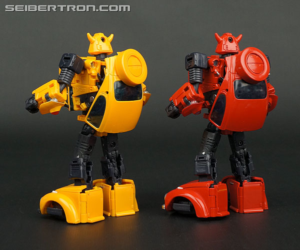 Transformers Masterpiece Bumblebee Red (Bumble Red Body) (Image #167 of 179)