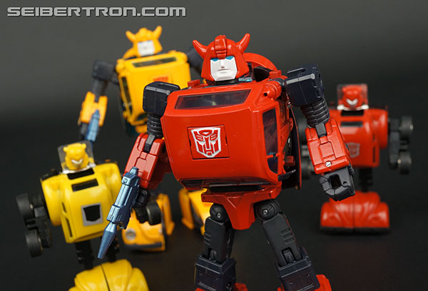 Transformers Masterpiece Bumblebee Red (Bumble Red Body) (Image #171 of 179)