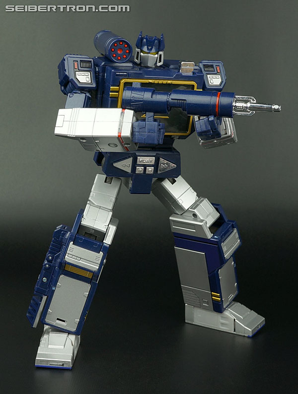 Transformers Masterpiece Soundwave (Image #110 of 249)