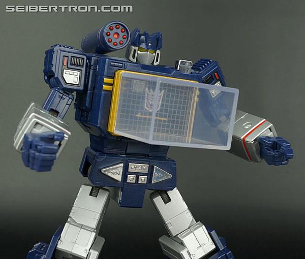 Transformers Masterpiece Soundwave (Image #146 of 249)