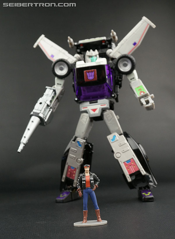Transformers Masterpiece Loud Pedal (Image #126 of 178)