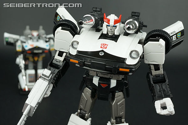 Transformers Masterpiece Prowl Toy Gallery (Image #299 of 333)