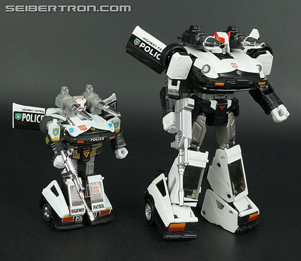 Transformers Masterpiece Prowl (Image #301 of 333)
