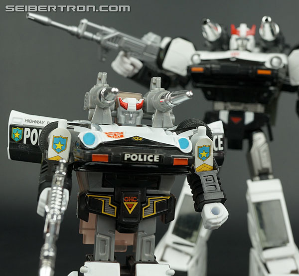 Transformers Masterpiece Prowl (Image #307 of 333)