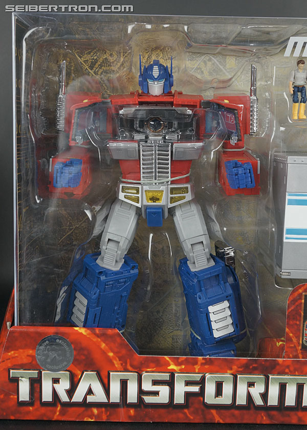 Transformers Masterpiece Optimus Prime (MP-10) (Convoy) (Image #2 of 268)