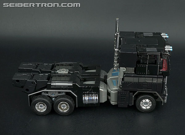 Transformers Masterpiece Optimus Prime Black Version (Convoy Black Ver.) (Image #29 of 173)