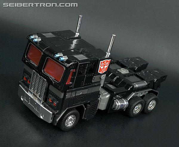 Transformers Masterpiece Optimus Prime Black Version (Convoy Black Ver.) (Image #37 of 173)
