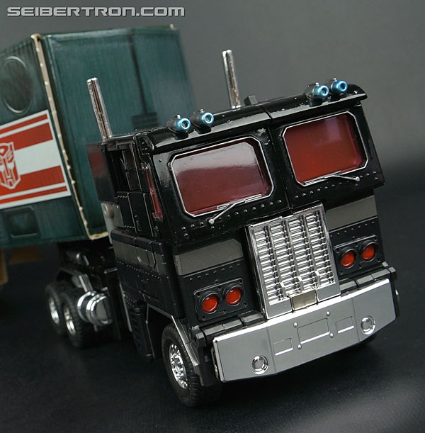 Transformers Masterpiece Optimus Prime Black Version (Convoy Black Ver.) (Image #61 of 173)