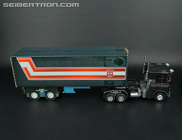 Transformers Masterpiece Optimus Prime Black Version (Convoy Black Ver.) (Image #62 of 173)