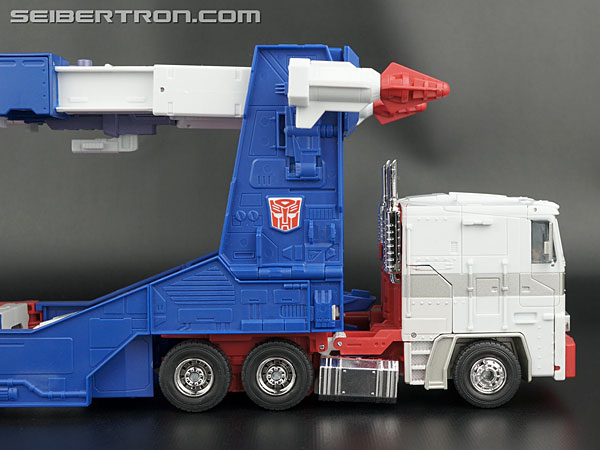 Transformers Masterpiece Ultra Magnus (Image #48 of 377)