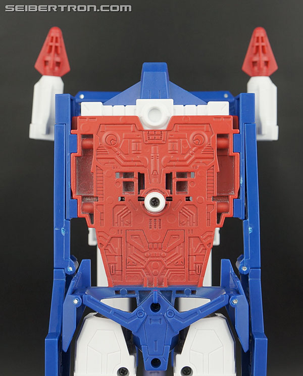 Transformers Masterpiece Ultra Magnus (Image #97 of 377)