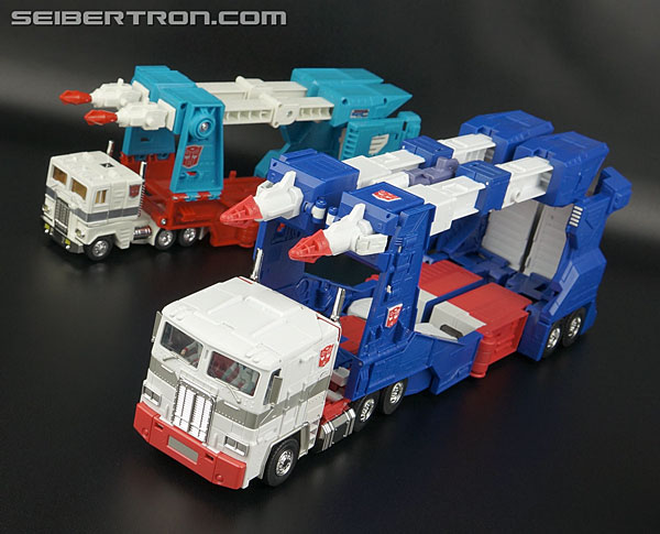 Transformers Masterpiece Ultra Magnus (Image #121 of 377)