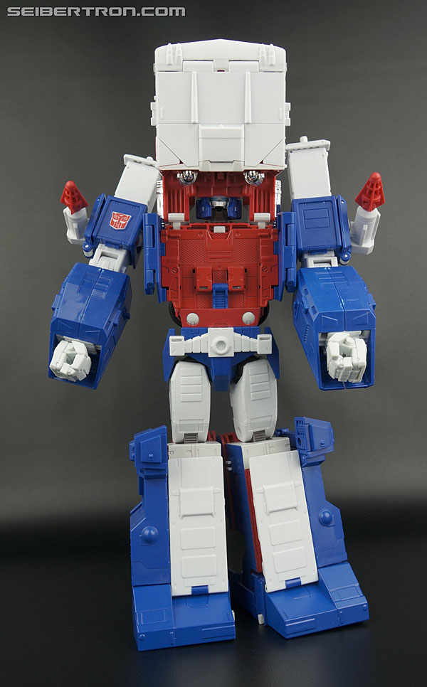 Transformers Masterpiece Ultra Magnus Toy Gallery (Image #144 of 377)