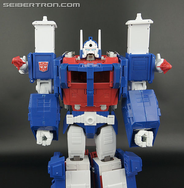 Transformers Masterpiece Ultra Magnus Toy Gallery (Image #156 of 377)