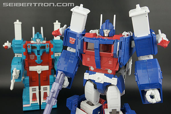 Transformers Masterpiece Ultra Magnus (Image #245 of 377)