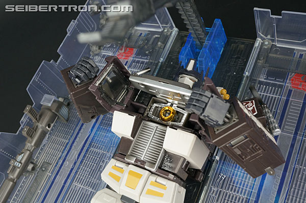 Transformers Masterpiece Sleep Optimus Prime (Sleep Convoy) (Image #165 of 185)