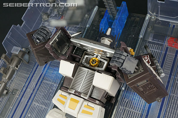 Transformers Masterpiece Sleep Optimus Prime (Sleep Convoy) (Image #167 of 185)