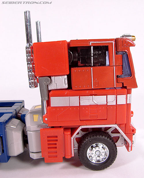 Transformers Masterpiece Optimus Prime (MP-04) (Convoy (MP-04)) (Image #30 of 263)