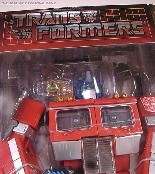 Transformers Masterpiece Optimus Prime (20th Anniversary) (Convoy) (Image #3 of 179)