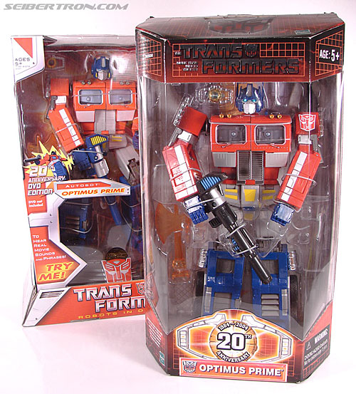 Transformers Masterpiece Optimus Prime (20th Anniversary) (Convoy) (Image #24 of 179)