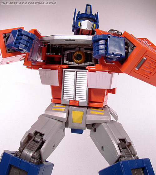 Transformers Masterpiece Optimus Prime (20th Anniversary DVD) (Image #131 of 183)