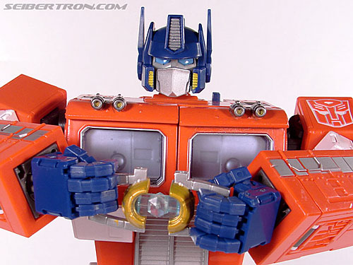 Transformers Masterpiece Optimus Prime (20th Anniversary DVD) (Image #142 of 183)