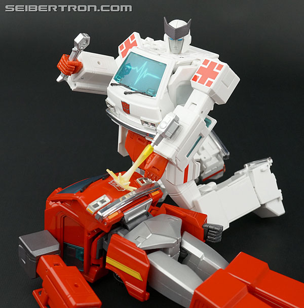 Transformers Masterpiece Ratchet (Image #181 of 257)