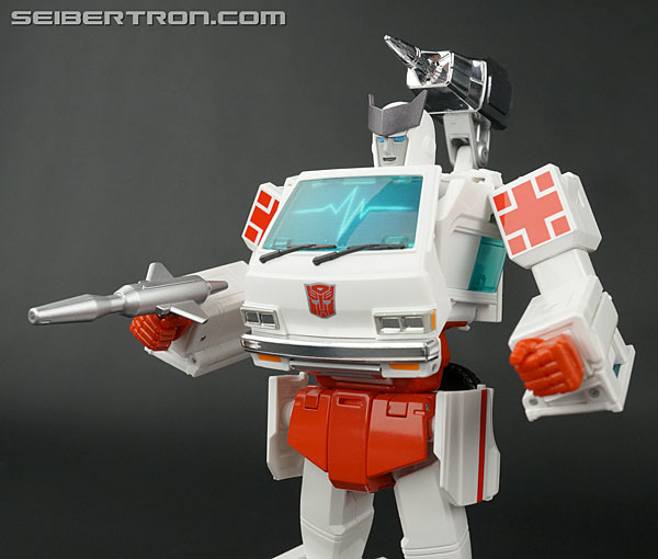 Transformers Masterpiece Ratchet (Image #213 of 257)