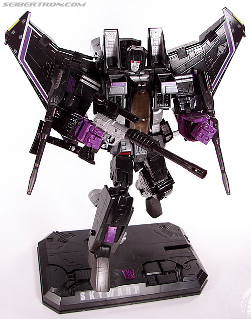 Transformers Masterpiece Skywarp (MP-06) (Image #164 of 207)