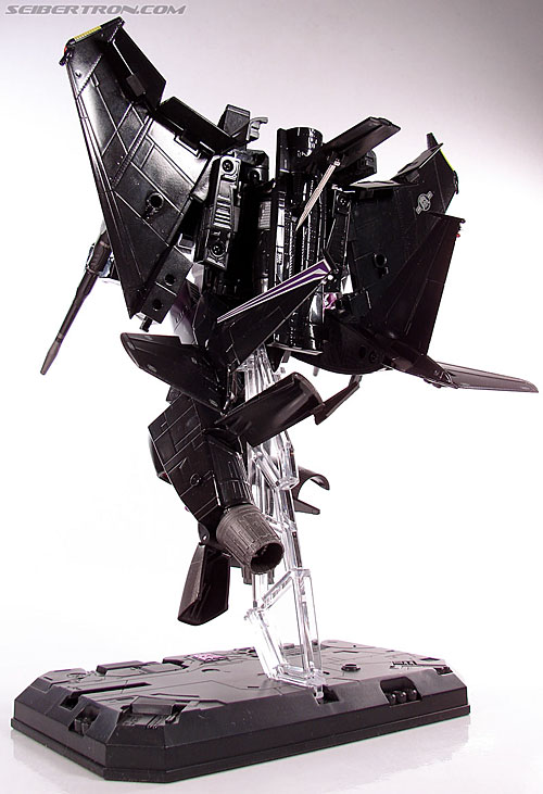 Transformers Masterpiece Skywarp (MP-06) (Image #176 of 207)
