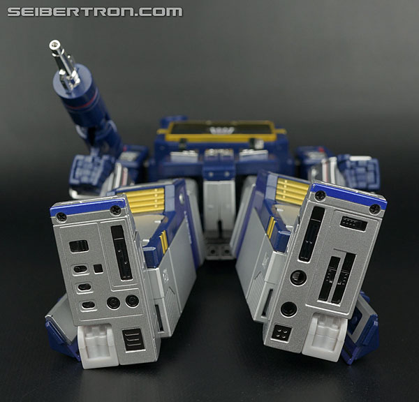 Transformers Masterpiece Soundwave (Image #153 of 325)