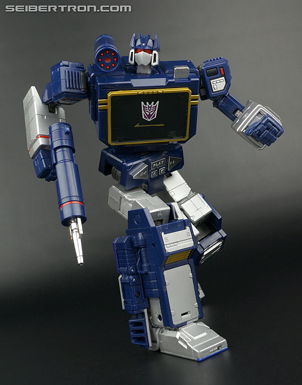 Transformers Masterpiece Soundwave (Image #206 of 325)