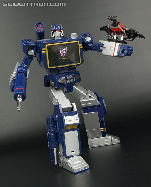 Transformers Masterpiece Soundwave (Image #297 of 325)
