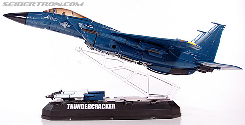 Transformers Masterpiece Thundercracker (MP-07) (Image #50 of 214)